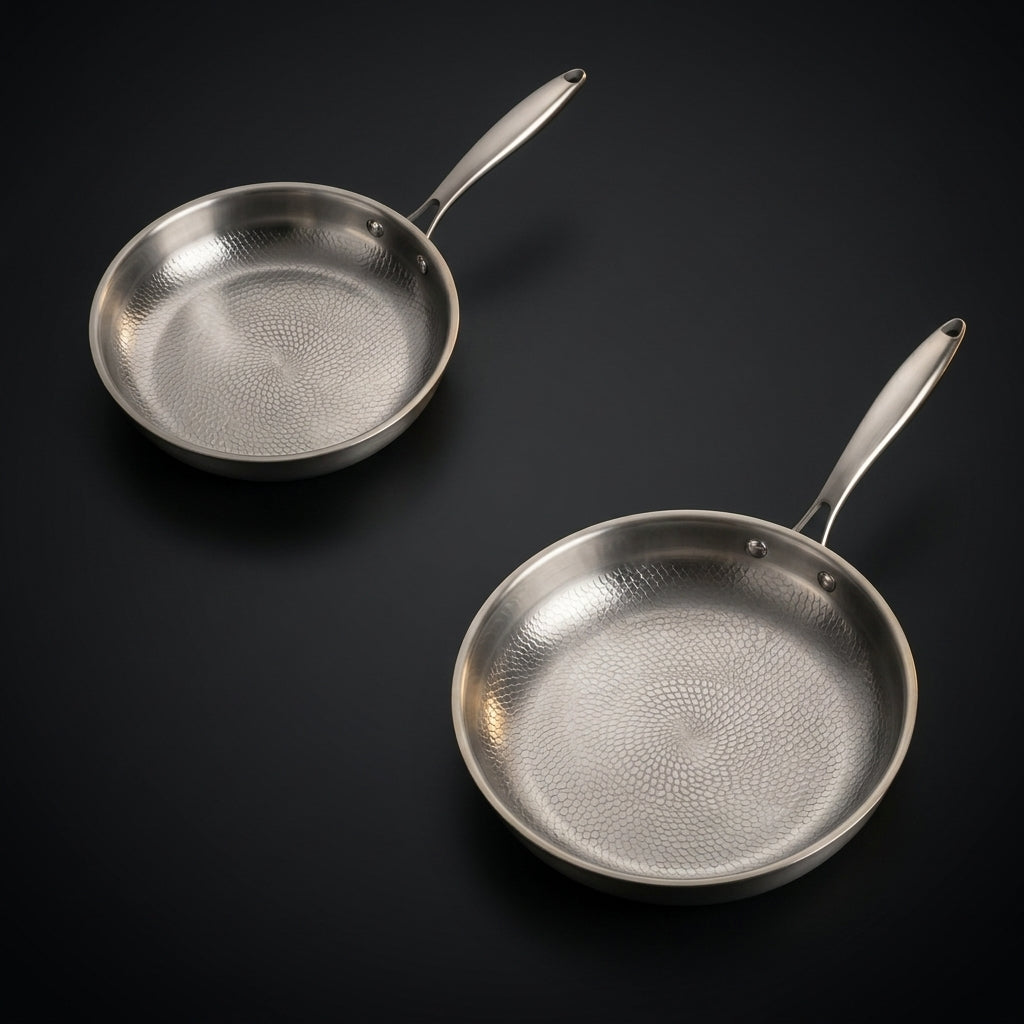 Duo de poêles en titane martelée